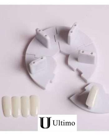 Base display de prctica con 100 unas blanco
